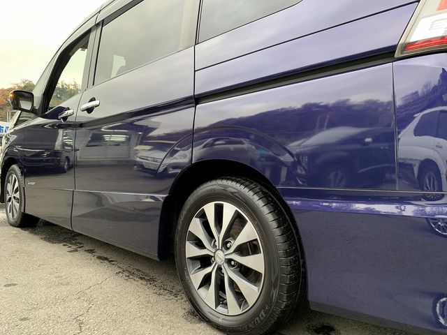 Nissan SERENA 2017-09 187409-10