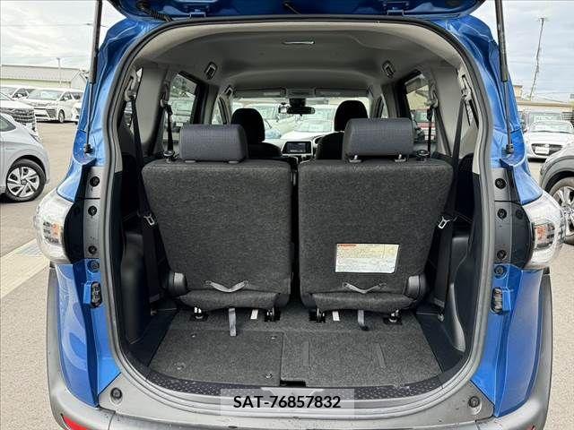 Toyota SIENTA 2016-01 398347-22