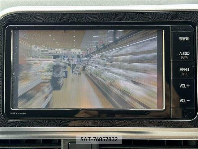 Toyota SIENTA 2016-01 398347-3