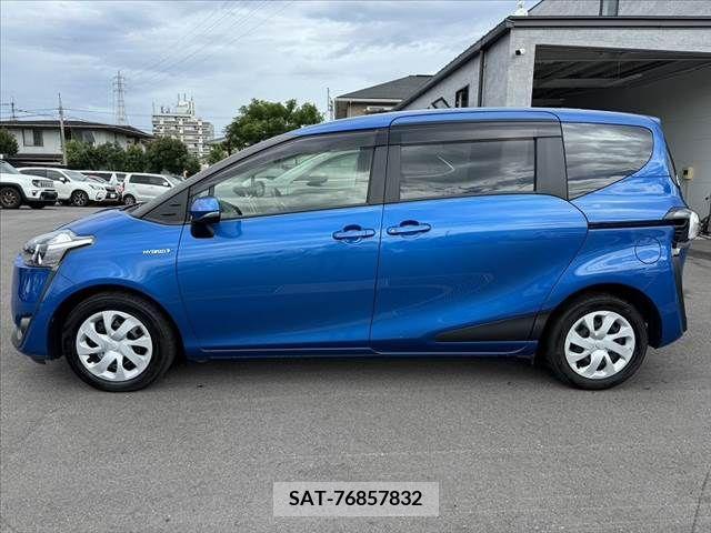 Toyota SIENTA 2016-01 398347-10