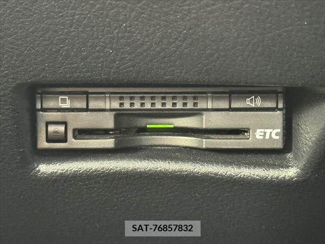 Toyota SIENTA 2016-01 398347-24