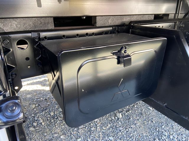 Mitsubishi CANTER 2004-01 192273-16
