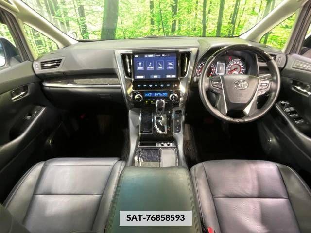 Toyota VELLFIRE 2018-12 335759-1