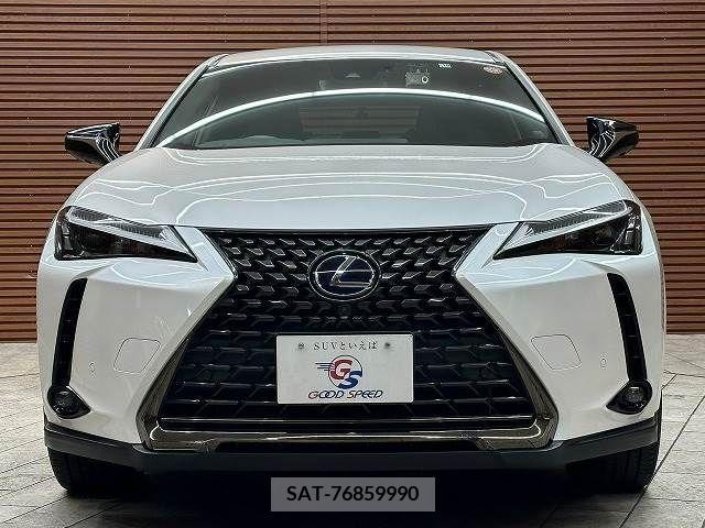 Lexus UX 2021-10 216912-16