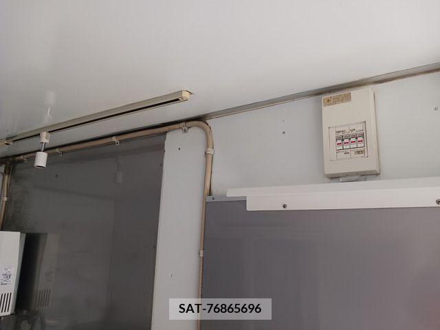 Mitsubishi CANTER 2013-09 302523-13