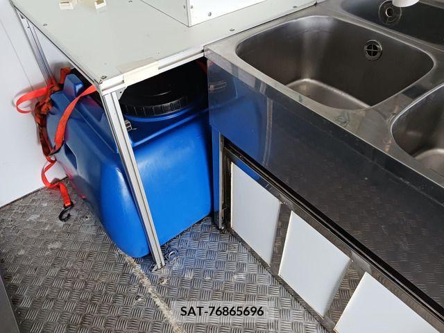 Mitsubishi CANTER 2013-09 302523-6