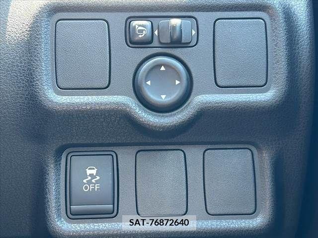Nissan NOTE 2015-09 348054-26