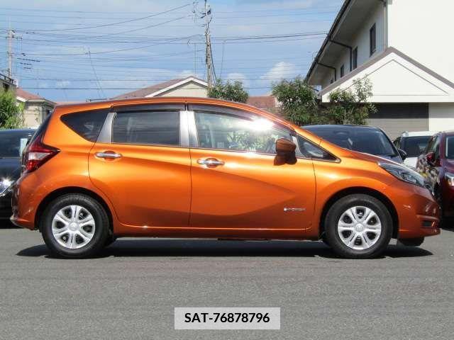 Nissan NOTE 2017-07 365442-6