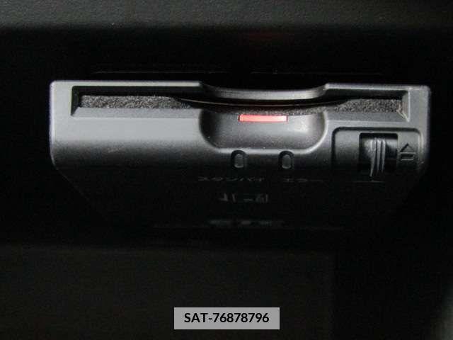 Nissan NOTE 2017-07 365442-3