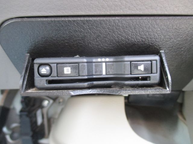 Nissan CLIPPER 2019-08 14175-25