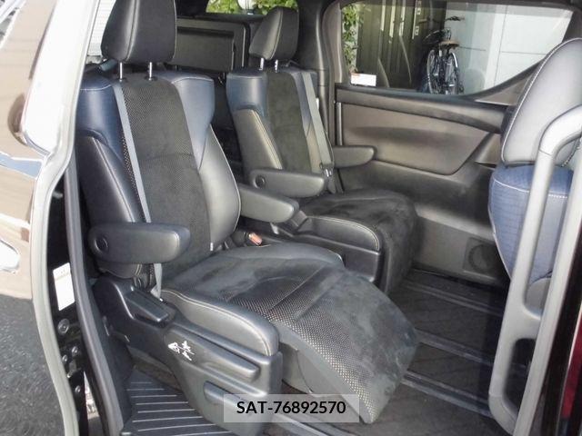 Toyota VELLFIRE 2016-07 202329-13