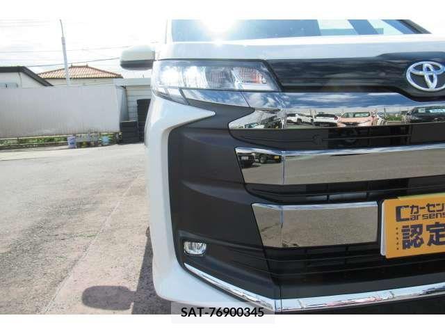 Toyota NOAH 2023-09 203526-12