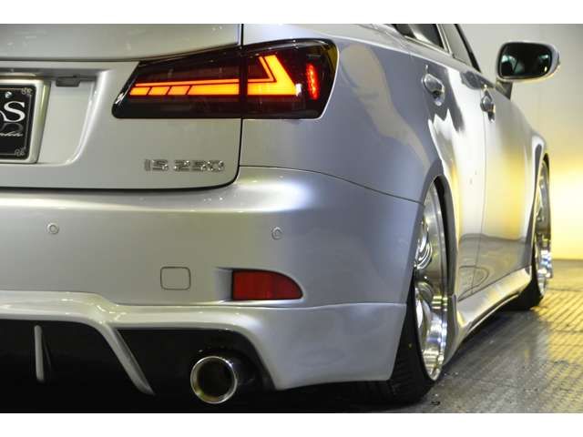 Lexus IS 2012-04 5051-15