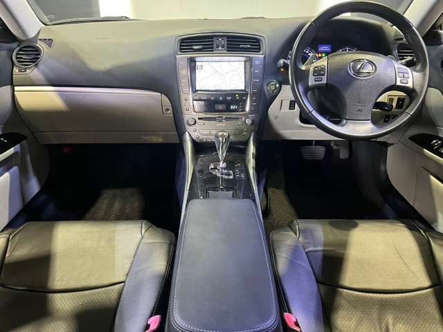 Lexus IS 2012-04 5051-11