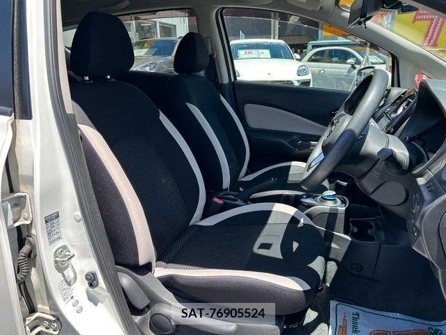 Nissan NOTE 2018-09 305433-17