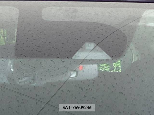 Nissan NOTE 2014-04 251481-2