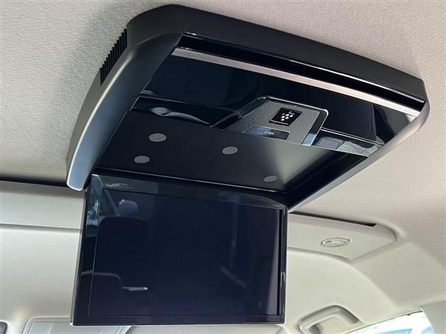 Mitsubishi DELICA D5 2019-09 28113-5