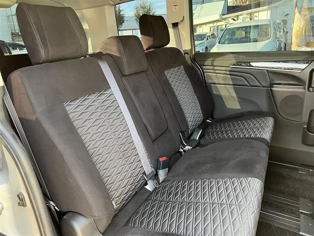 Mitsubishi DELICA D5 2019-09 28113-19