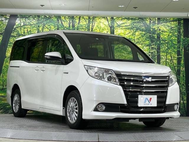 Toyota NOAH HYBRID 2017-04 28658-17