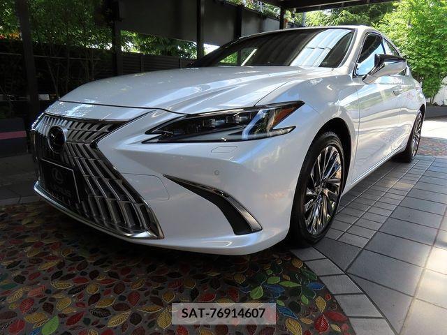 Lexus ES 2023-07 300412-7