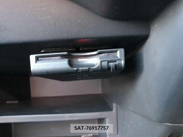 Nissan NOTE 2019-03 305488-9