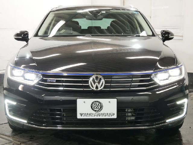 VolksWagen PASSAT 2018-10 16487-10