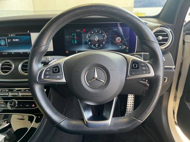 Mercedes Benz E-CLASS 2016-07 184702-10