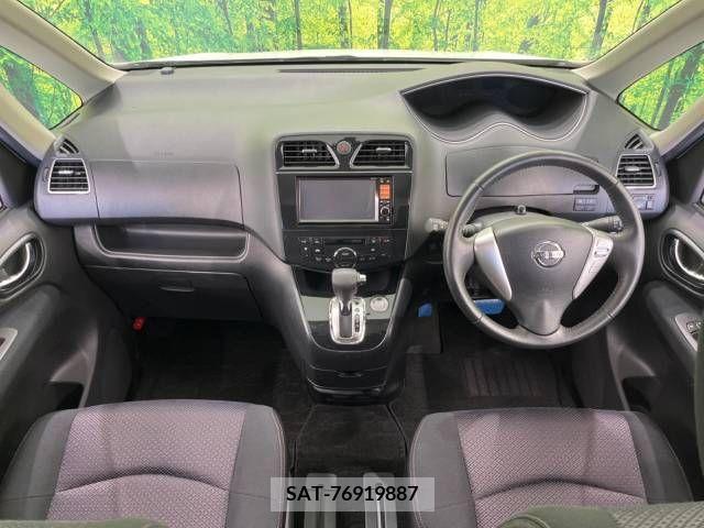 Nissan SERENA 2011-10 324895-1