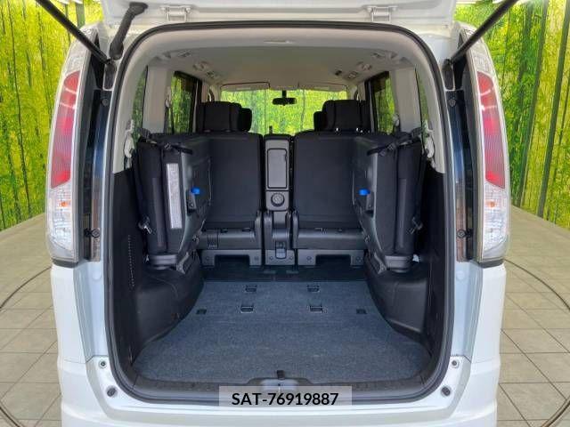 Nissan SERENA 2011-10 324895-12