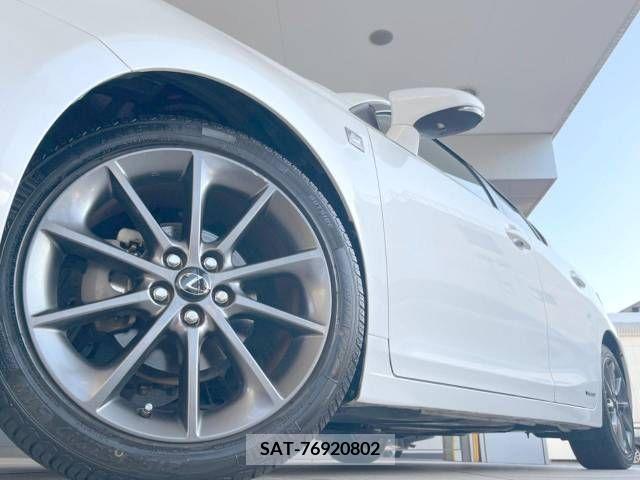 Lexus CT 2012-07 275227-13