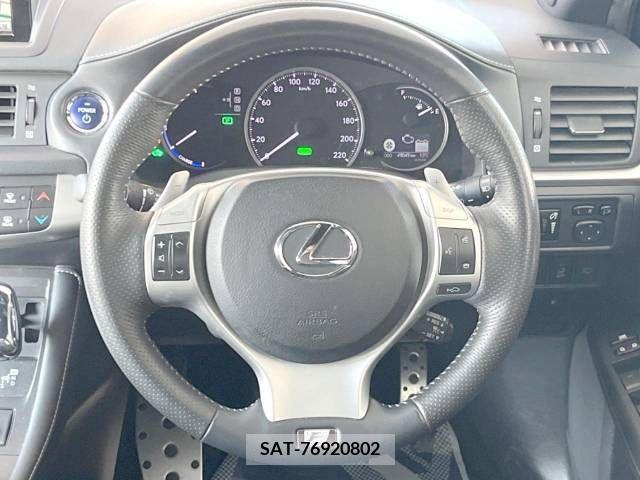 Lexus CT 2012-07 275227-11