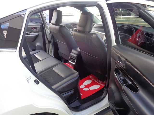 Toyota HARRIER 2018-11 18301-8