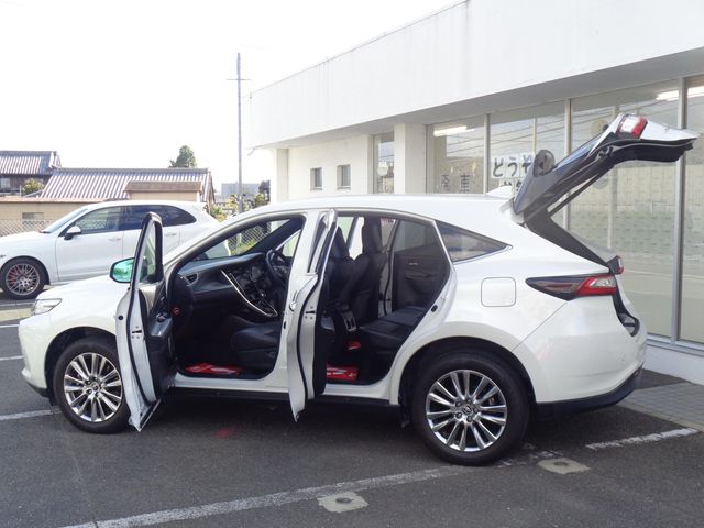 Toyota HARRIER 2018-11 18301-24