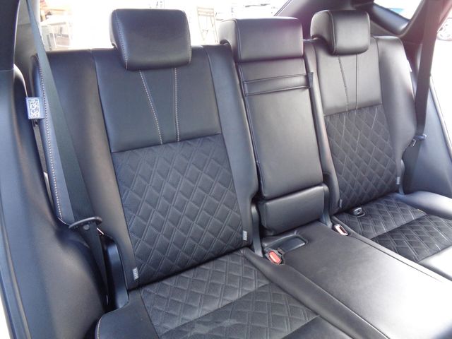 Toyota HARRIER 2018-11 18301-9