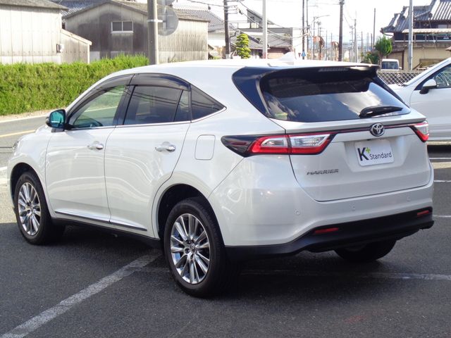 Toyota HARRIER 2018-11 18301-2