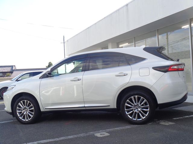 Toyota HARRIER 2018-11 18301-25
