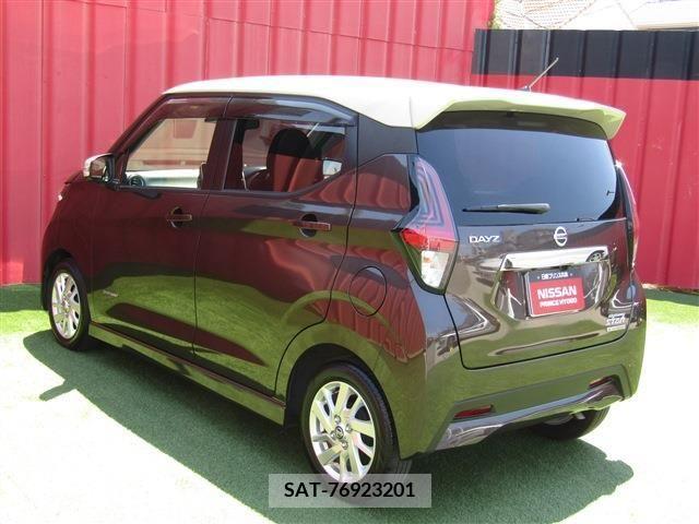 Nissan DAYZ 2021-12 353481-1