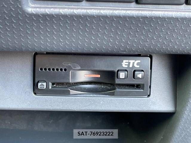 Suzuki HUSTLER 2017-08 361637-5