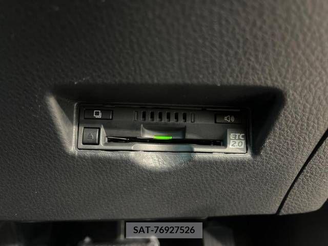 Toyota C-HR 2018-07 294891-6