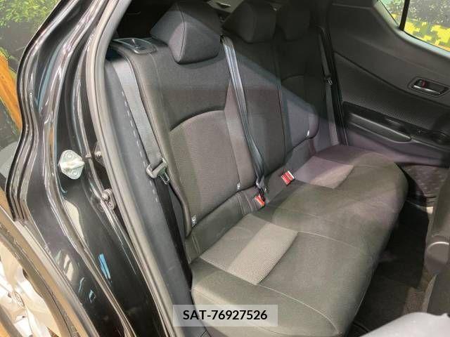 Toyota C-HR 2018-07 294891-9