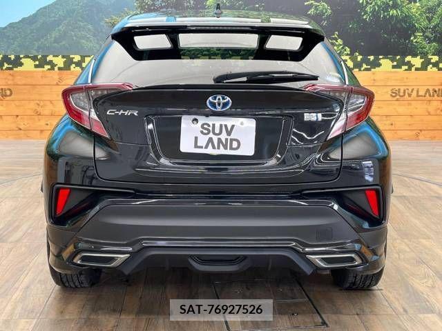 Toyota C-HR 2018-07 294891-15
