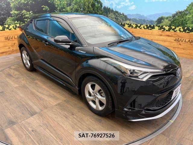 Toyota C-HR 2018-07 294891-16