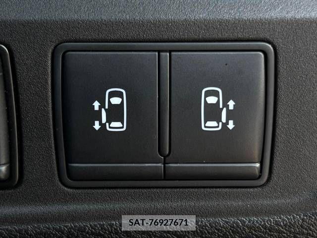 Nissan SERENA 2019-02 331377-3