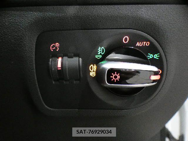 Audi TT 2012-08 337248-29