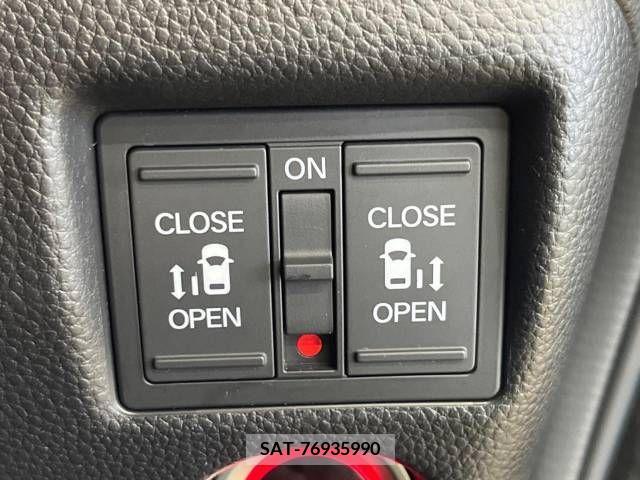 Honda N BOX CUSTOM 2018-03 385242-4