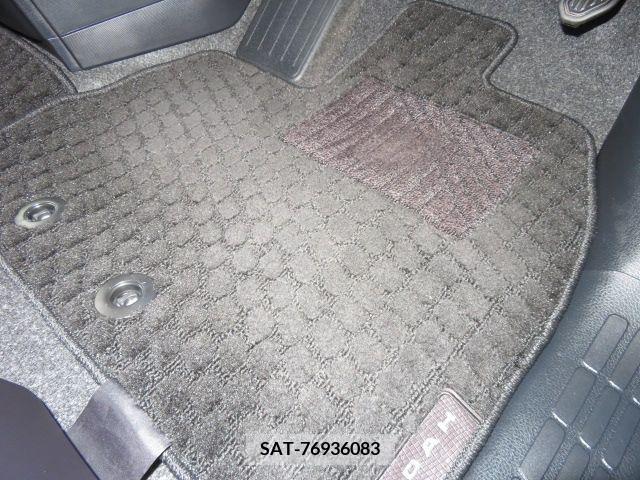 Toyota NOAH 2020-01 384312-22