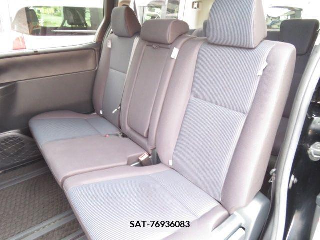 Toyota NOAH 2020-01 384312-13