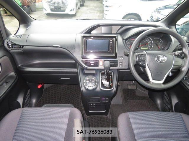 Toyota NOAH 2020-01 384312-11