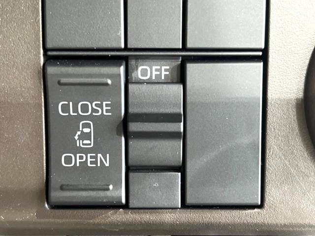 Toyota ROOMY 2021-12 184984-6