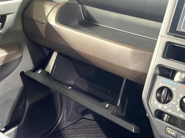 Toyota ROOMY 2021-12 184984-19